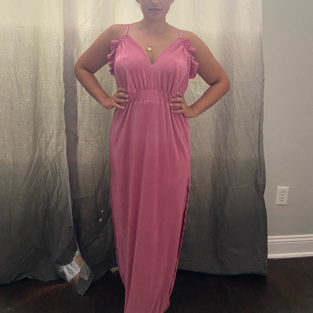 Pleated maxi dress